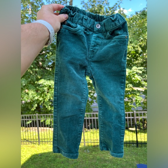 Children’s Place Dark Green Corduroys 2T - Picture 1 of 3